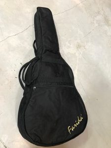 General Accessories: Guitar bag- for Parlour guitars