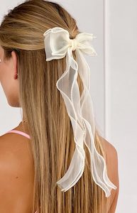 The Spring: Sweety Cream Hair Bow