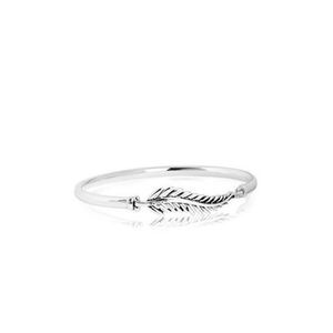 Evolve Bracelets Beija Flor: Evolve Forever Fern Bangle