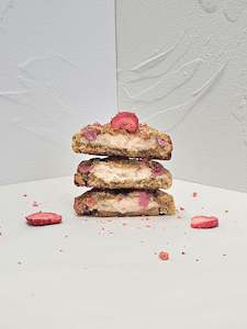 Strawberry Crumble - Limited Edition