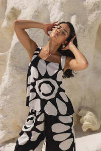 Blak: BLAK Cinta Top