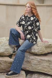 Curate: CURATE Pearl Clutching Behaviour Jean