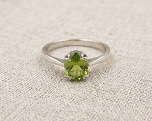 Rings 1: Sterling Silver Solitaire Peridot Oval-Cut Ring