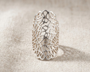 Rings 1: Sterling Silver Modern Line Ring