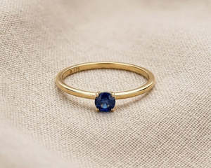 Rings 1: 9K Yellow Gold Solitaire Sapphire Ring
