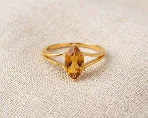 18K Yellow Gold Marquise Cut Citrine Ring