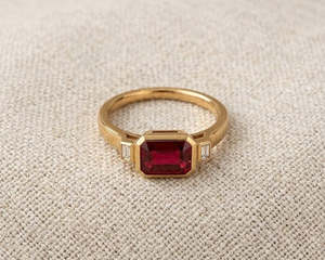 9K Yellow Gold Emerald-Cut Garnet & Baguette Diamonds Ring