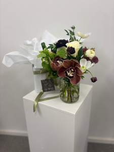 The Floral Jar — Seasonal Blooms in a Gift Box Sweet Stems Florist