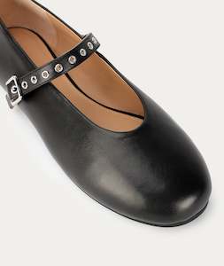 Balmerino Flat - Black