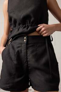 Sale Pants Skirts: Rue Short - Black
