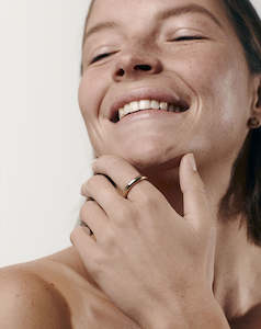 Autumn Sale Jewellery: 4mm Halo Band - Gold Plate