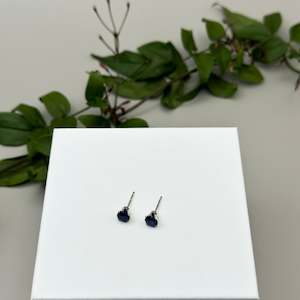 Iris Stud 5mm - Blue Sapphire