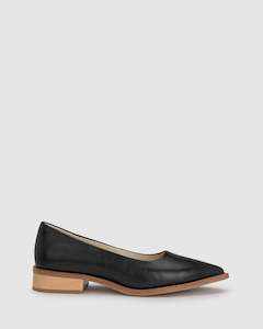 Under 200 Sale: Thea Flat - Black