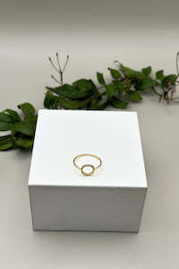 Rings: Circle Wreath Ring - Gold Plate