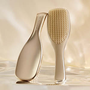 Beauty: Ultimate Detangler Chrome- Champagne Gold