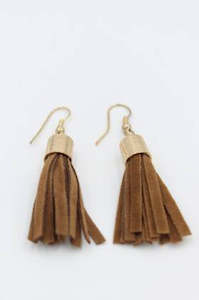 Jewellery: Chocolate fringe earrings