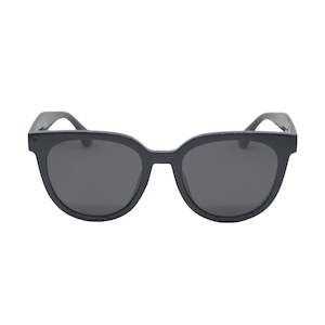 Accessories: Ophelia sunglasses, navy