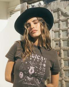 Tops: Fortune baby tee