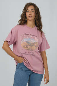 All About Eve Silent Theory: Rocky Mountains relaxed tee