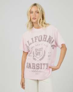 Tops: Cali Relaxed Tee