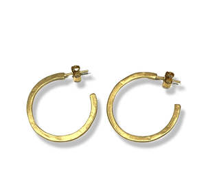 Susi Cala: La Cala 'L' Hoop Earrings - Gold