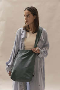 By Designer Bags: Feel Good Bag - Dark Sea