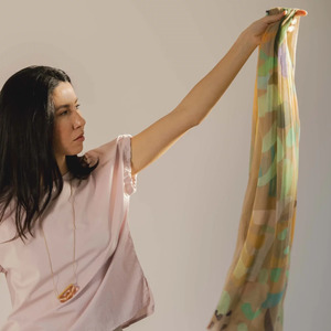 Skandal: Day Flower Scarf