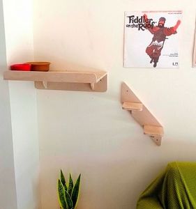 Products: Eating Station - Wall Mounted