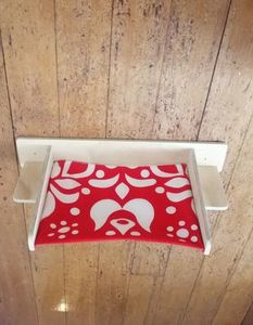 Cat wall furniture: Cat Hammock - Wall Mounted - Indoor or outdoor