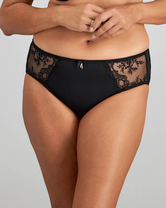 Outlet: Mesmerise Midi