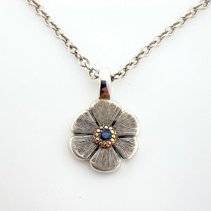 Flower Pendant benflynn