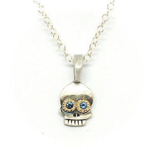 Products: Skull Pendant benflynn