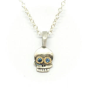 Products: Skull Pendant benflynn