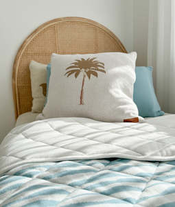 Reversible Quilt - Oasis