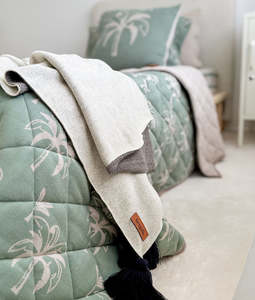 [PRE-ORDER] | Lounge Throw - Charcoal Jacquard