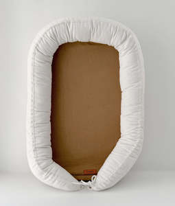 [IMPERFECT] | Baby Lounger - Khaki & Ivory