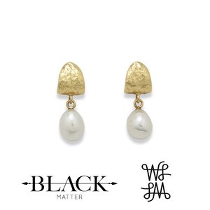 Local Palette Arctic Studs in Yellow Gold - Benjamin Black Goldsmiths