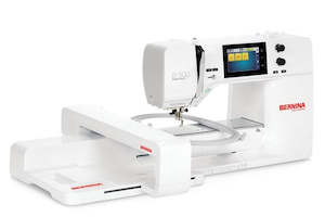 Bernina Sewing Machines: Bernina 500 Embroidery Machine (inc Embroidery Unit)