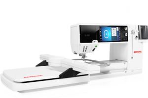 Bernina Sewing Machines: Bernina 880 PLUS Sewing Machine & Embroidery - only while stocks last