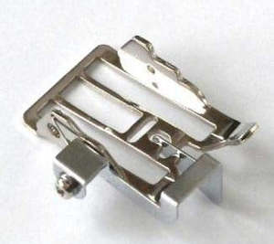 Bernina Presser Feet 1: Inter-changable sole for walking foot with guide