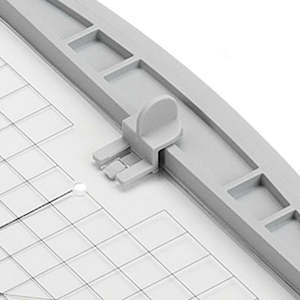 Bernina Embroidery Hoops: Hoop Template Clip