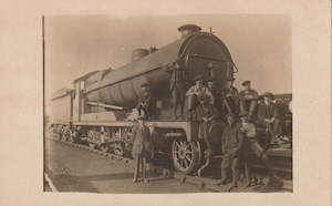 World Postcards: RAILWAY ENGINE & CREW REAL PHOTO BRITISH? POSTCARD