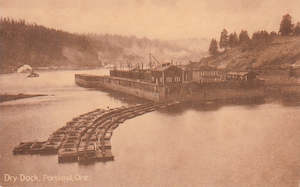 World Postcards: USA DRY DOCK PORTLAND OREGON POSTCARD