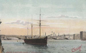 World Postcards: SHIPPING TRAINING SHIP LONDON POSTCARD
