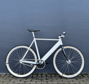 Products: 56cm Colossi Cheeko Alloy 56cm Bone White + Pazza Carbon Fork Satin - BESPOKED CYCLES