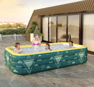 Products: Inflatable large swimming pool(1-15 person)
