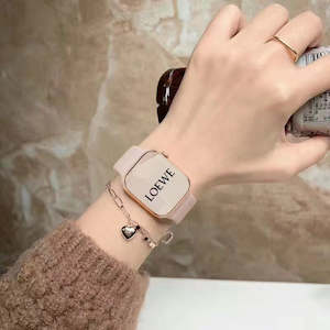 Tech Accessories: 32