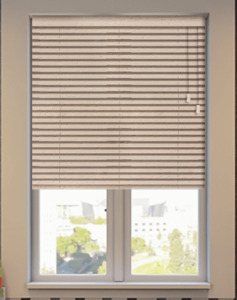 Products: Wooden Blinds White Wood - BestBlinds