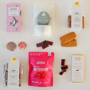 CURATED: Treats for Mum Gift Box