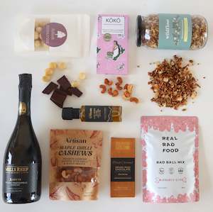 Gift Boxes Release 1: Bay Birthday Gift Box